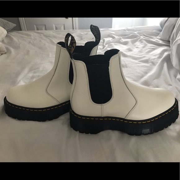 dr martens 2976 white